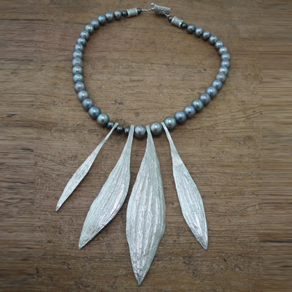 Plantain Necklace with Pearl